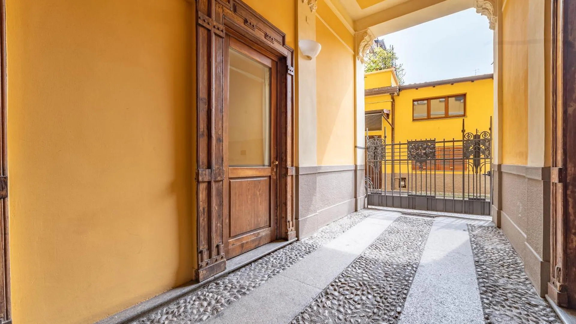 Apartment Appartamento Completo A Milano Isola - Cinque Minuti Da Porta Garibaldi